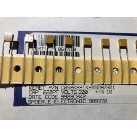 Kemet (50)  220PF 200V 10% Radial C052K221 Through Hole Ceramic Capacitors