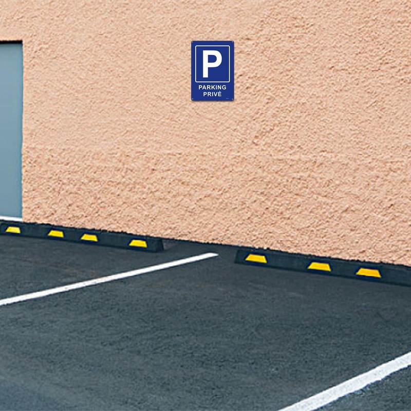 Andchi 2 x Private parking plaz sign
