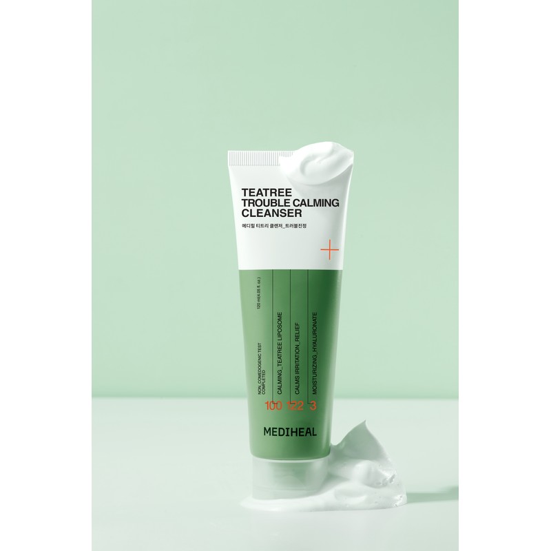 Mediheal Tea Tree Trouble Soothing Cleansing Foam / Hypoallergenic, slightly