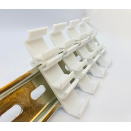 Set of 4 Wago 221-412/413 clamps on DIN rail