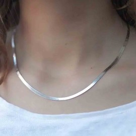 Inilbran Boho Snake Chain Necklace Choker Silver Flat Snake Choker Necklace Vintage Flat Herringbone Chain Necklace Minimalist Snake Herringbone Chain Jewellery for Women and Girls