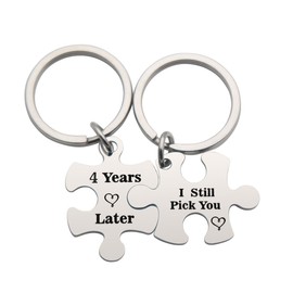 Beeshion Anniversary Keychains Couple Gifts for Him and Her Puzzle Piece Keychain Set Wedding Valentine's Day Wedding Jewelry for Couple (4 Years Later I Still Pick You)