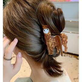 Unique Animal Claw Clip Cute Squirrel Shape Hair Clips Acetate Medium Non-slip Hair Clips Cartoon Animal Hair Accessories (Alpaca)