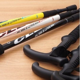 3-stage mountaineering stick mountaineering stick mountaineering sports tracking shock absorption strap safety jungle leopard 6061 6061 T-shaped stick yellow