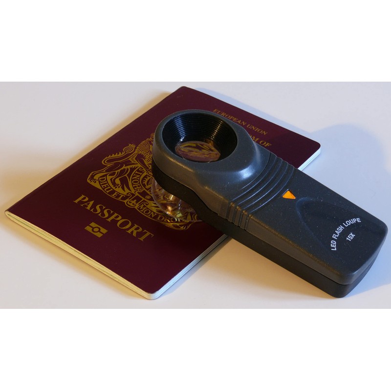 Cambridge Optics 57520 LED Hand Magnifier - 15x Magnification Pro