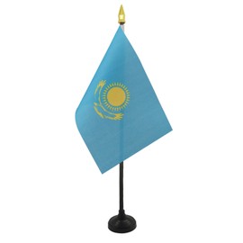 AZ FLAG - Kazakhstan Table Flag 4'' x 6'' - Kazakh Mini Desk Flag 100% Polyester 15 x 10 cm - Office Banner with 10'' Pole - Golden Spear