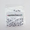 PEPPERLONELY 100 abalorio redondas planas acrílicas blancas del alfabeto "F",