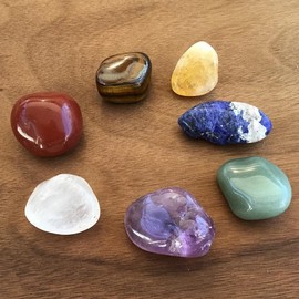 7 Chakra Crystal Healing Tumbled Stone Set & Carry Pouch Clear Quartz, Amethyst, Green Aventurine, Sodalite, Citrine, Tiger's Eye Red Jasper