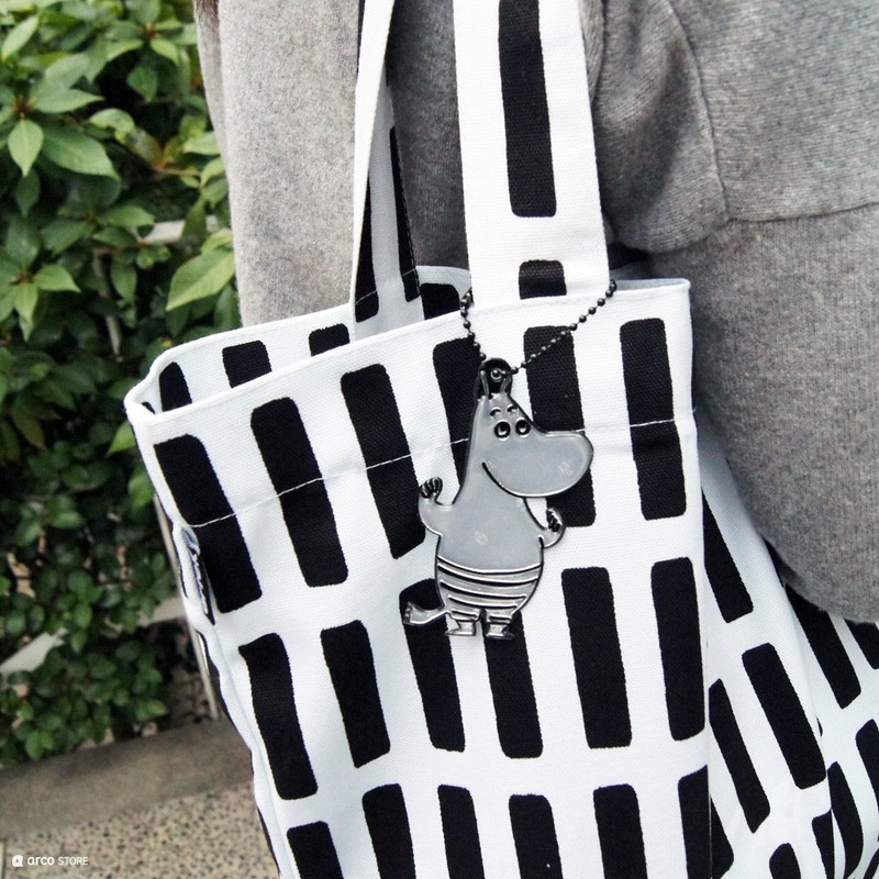 Glimmis Moomin Black BK Scandinavian Reflector Keychain Retroreflective Material
