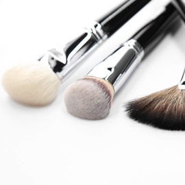 T4B LUSSONI 100 Series Professional Makeup Brushes for Foundation Concealer Liquid Cream Cosmetics Round Flat Angled Conical and Kabuki (PRO 142 Angled Foundation Brush)