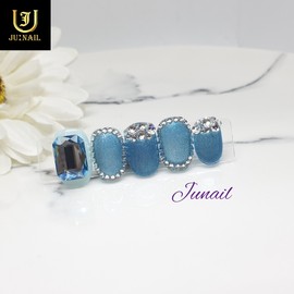 Blue Topaz Handmade Nail Tips - Long Round Square / Blue토파즈 수제네일팁 - 롱라운드스퀘어