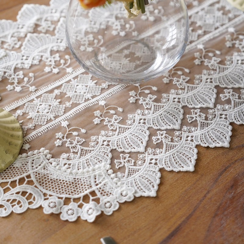 SUTAVIA White Lace Small Table Runner Exquisite Embroidery Floral Rectangular