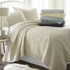 ienjoy Home Damask Pattern Quilt Set, King, Ivory