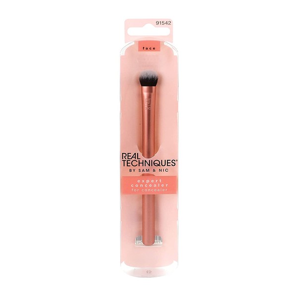 Real Techniques Expert Concealer Brush with Ultra Plush Custom Cut Synthetic Taklon Bristles & Extended Aluminum Ferrules Uniquely Shaped (Packaging May Vary)