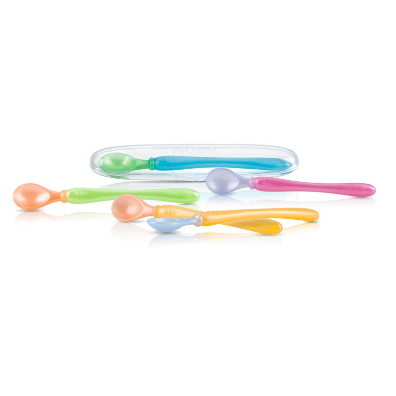 Nuby 3-Pack Easy Go Spoons and Travel Case, Colors May