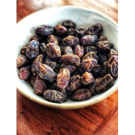 Rancho Meladuco Medjool Dates: Grinder 15 lb Bulk Box