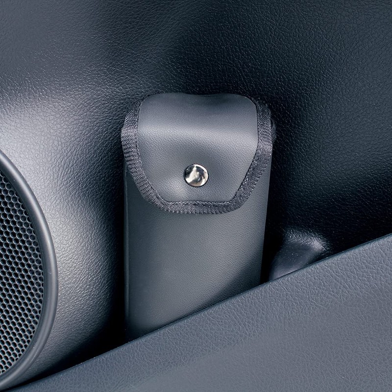 Tsuchiya Yac ZE-53 Car Goods Leather Dust, Slim Bottle