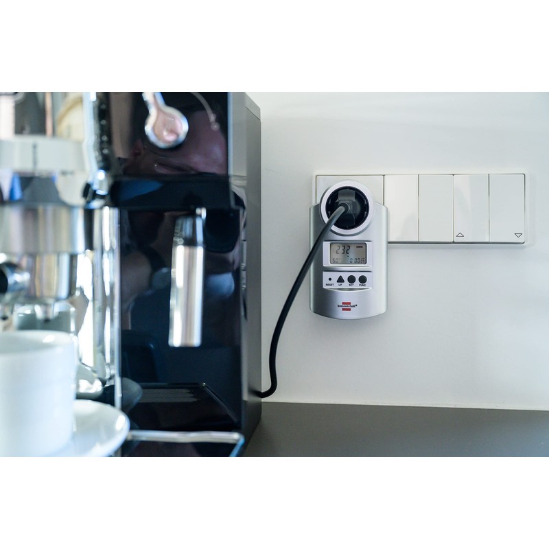 Brennenstuhl Primera-Line energy meter PM 231 E (ammeter with child