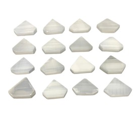 1pcs, 1.8"x2.1", 25g-40g, Selenite Crystal Triangle Shape, B35985