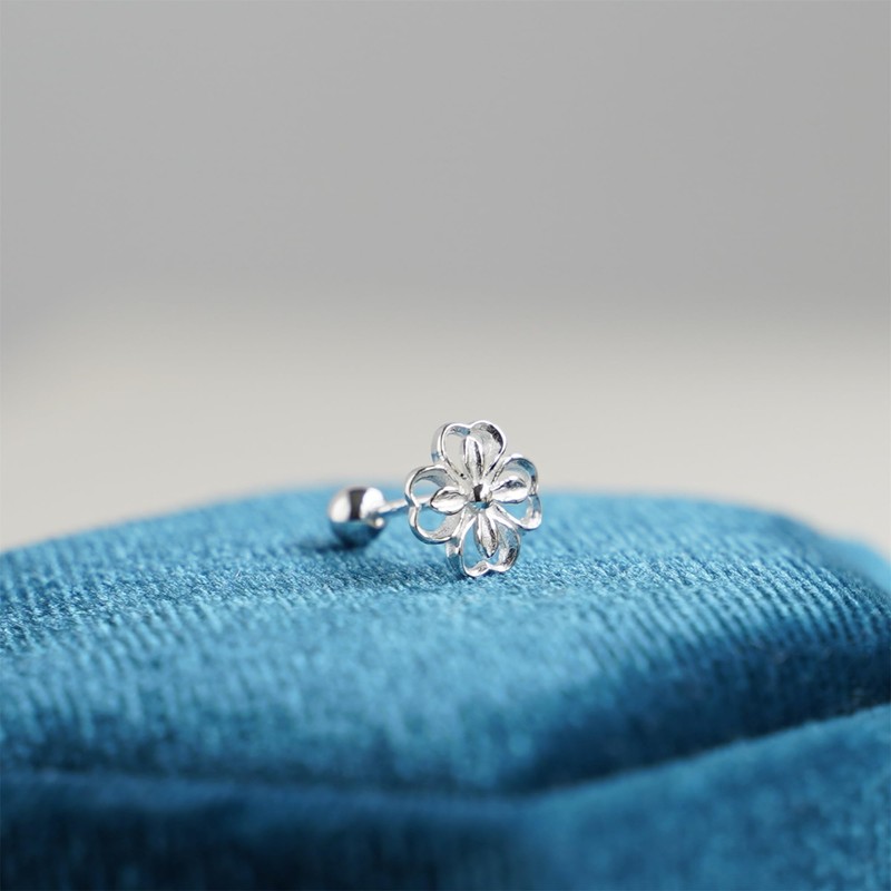 Fine Silver Lucky Four-Leaf Clover Screw Back Beaded Stud Earrings