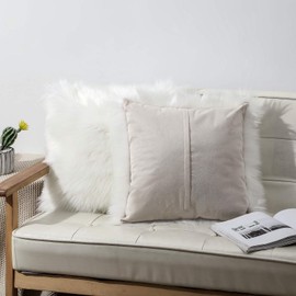 OYIMUA White 16'' x 16'' Fluffy Soft Faux Fur Cushion Covers Pack of 2, Luxurious Home Decorative Super Soft Plush Pillow covers Case 40 x 40 cm for Sofa Bed Car