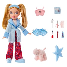Bratz Slumber Party - Cloe Fashion Doll - With 2 Sets of Pyjamas, Plush Animal and Accessories - Suitable for Kids and Collectors