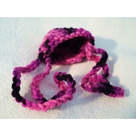 Lion Brand Yarn New Hand Crocheted Pink & Black  NOSE WARMER Winter Sports Clothing Unisex