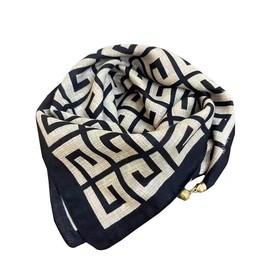 Zzxlw Women Magnetic Scarf Winter 2 Scarves Fashion Clasps Stylish and Versatile Warm and Cozy Neck Scarf 27.5 * 27.5 Inches