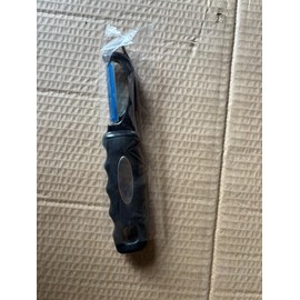 BuyDailyNeeds Vegetable Peeler with Ultra Sharp 420J2 Stainless Steel Blades, Soft Grip Handle, Durable and Lightweight, Perfect for Fruits and Vegetables