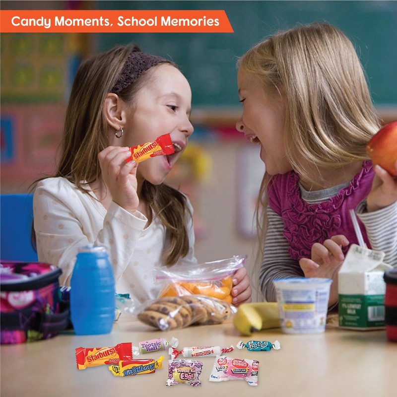 Fun Express 1,000 Piece Premium Bulk Candy - 13 lbs,