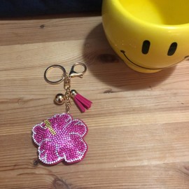 Popfizzy Rhinestone Hawaiian Hibiscus Flower Keychain for Women, Sparkly Pink Flower Purse Charm, Bling Flower Gifts