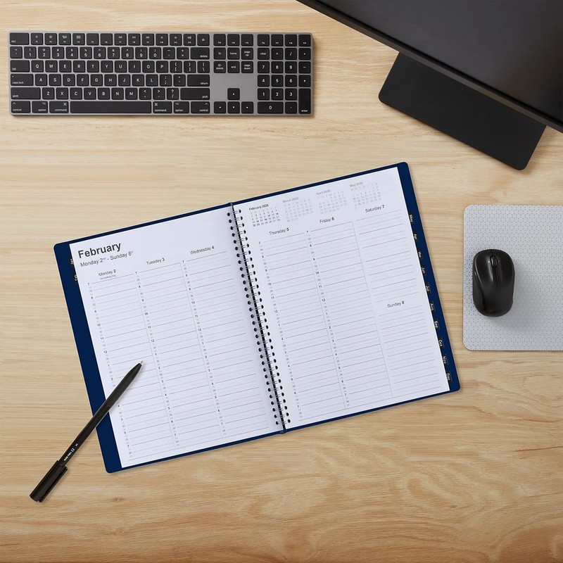 Staples 2026 Year 8" x 11" Weekly & Monthly Appointment