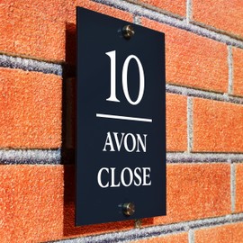 Badgemaster Modern Vertical Anthracite Grey House Number Sign Plaque Stainless Steel Standoffs 13cm x 20cm Central Line