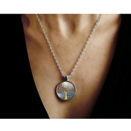 Fantasiecollier für Frauen, Glascabochon, illustriertes silbernes Pendant, vintage, retro, original, Klimt, « Baum des Lebens », Baum, Dekoration, Gemälde, blau, gelb (ref.59a)