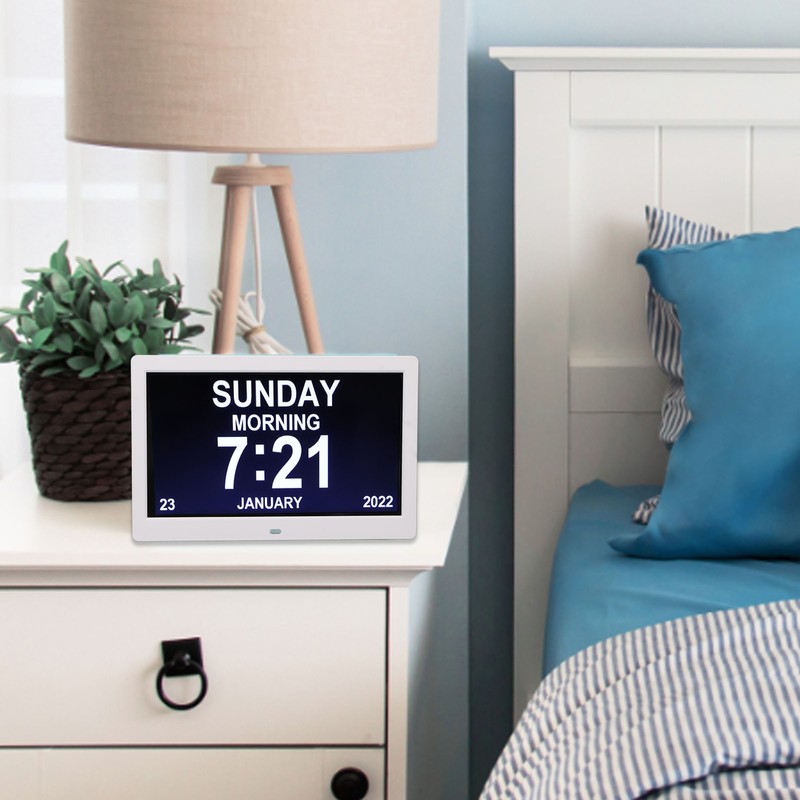 Digital Photo Frame 10in 1024x600 LCD Alarm Clock Remote Control