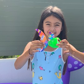 BLUE SKY - Piranha - Water Feature - 041360 - Random Colour - Plastic - 17 cm x 13 cm - Children's Toy - Outdoor Game - Pool - From 3 Years