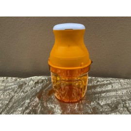 New Tupperware Beautiful Juist in Bright Orange Color Juicer for Citrus & Fruits