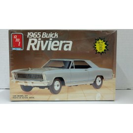 AMT 6509 1965 Riviera 1:25 Scale Plastic Model Kit - Requires Assembly