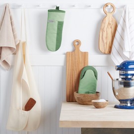 KitchenAid Beacon Two-Tone Non-Slip Oven Mitt Set, Pistachio/Graphite Green, 5.75"x13", 2 Piece