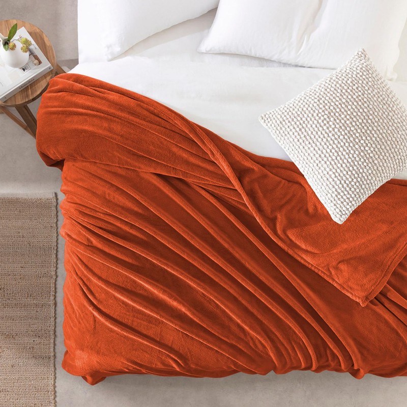 Hafaa Fleece Blanket and Throws Queen Size 400 GSM Fluffy