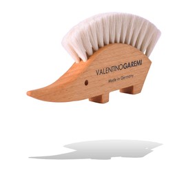Valentino Garemi Dust Brush – Real Goat Hair – Hedgehog Shape Cleaning Office Desk Computer Keyboard Laptop Screen – Clean Remove Eliminate Lint Powder – Made in Germany