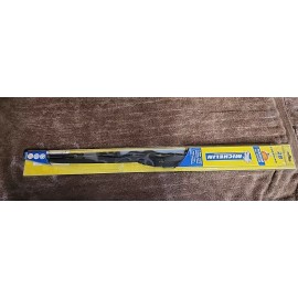 Michelin Guardian 28” Premium All Season Wiper Blade With fit-Right Design