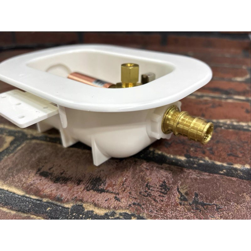 LSP Mini Ice Maker Outlet Box 1/4” Compression 1/2” Pex