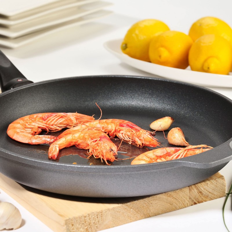 Swiss Diamond 11 Inch Frying Pan Nonstick Diamond Frying Pan,