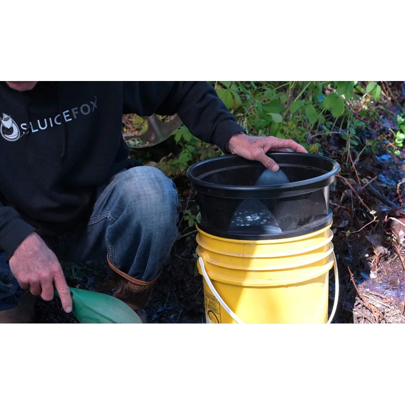 Gold Classifier for Five Gallon Bucket and Bonus Gold pan;