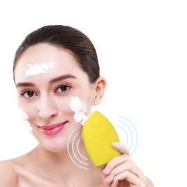 Facial cleansing brush - Facial Cleanser Waterproof Face Massager Anti-Aging Skin Cleansing System for All Skin Types colour will very green, pink, or yellow