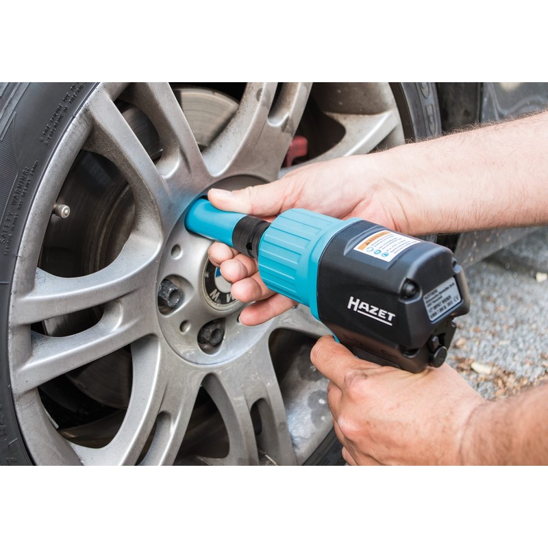 Hazet 903SLG-17 Size 17 Hex 1/2" Square with Sleeve Impact