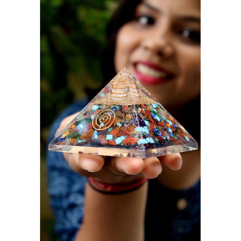 Jet International New Mix Edelstein Chakra Orgon Pyramide Kostenlose Broschüre