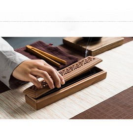 Ceramic Incense Holder, Incense Holder for Sticks with Ash Catcher Fireproof Incense Burner for Aromatherapy Meditation Yoga Spa Room Decor No Mess Incense Tray Ideal for Stick Incense Green