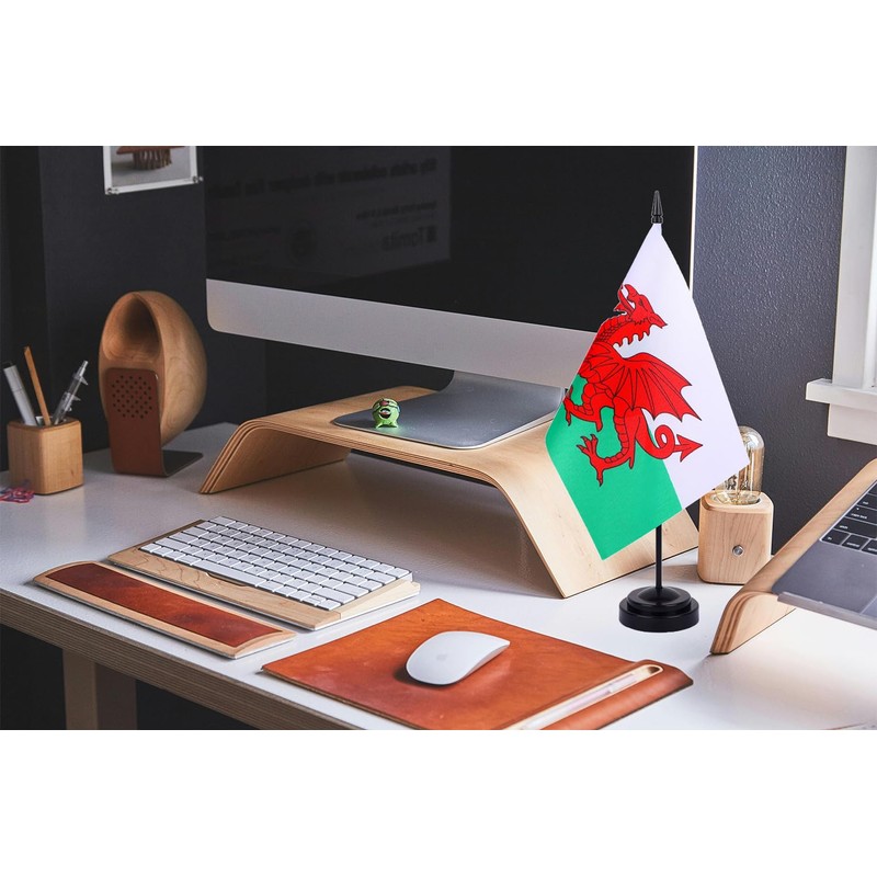 WXTWK 2 Pack National Table flag with black base (Welsh)